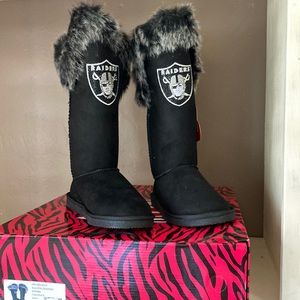 Raiders boots